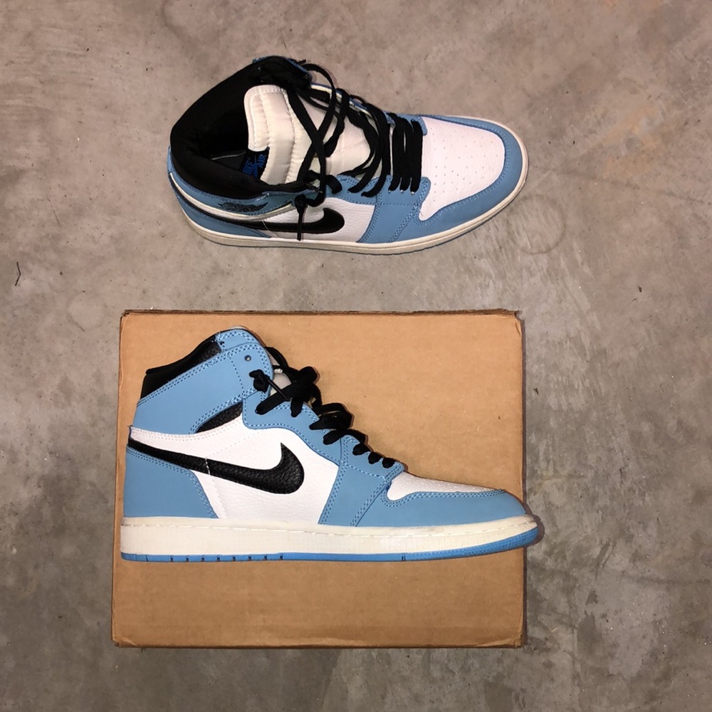 Nike Jordan 1s Retro highs University blues OG - Picture 2 of 8
